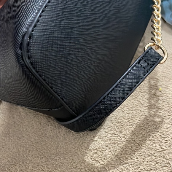 Aldo black/gold small crossbody bag - Picture 5 of 9